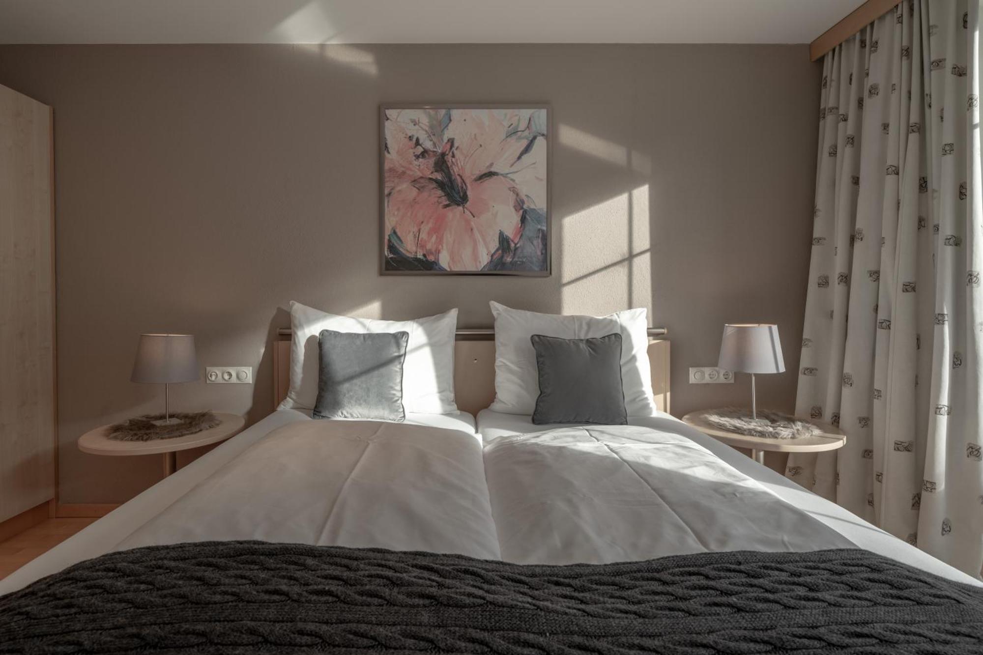 Petit Madlein Bed and Breakfast Ischgl Eksteriør billede